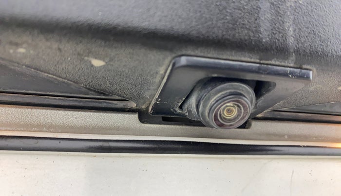 2018 Ford Ecosport TITANIUM 1.5L SIGNATURE EDITION (SUNROOF) DIESEL, Diesel, Manual, 1,29,502 km, Parking Camera