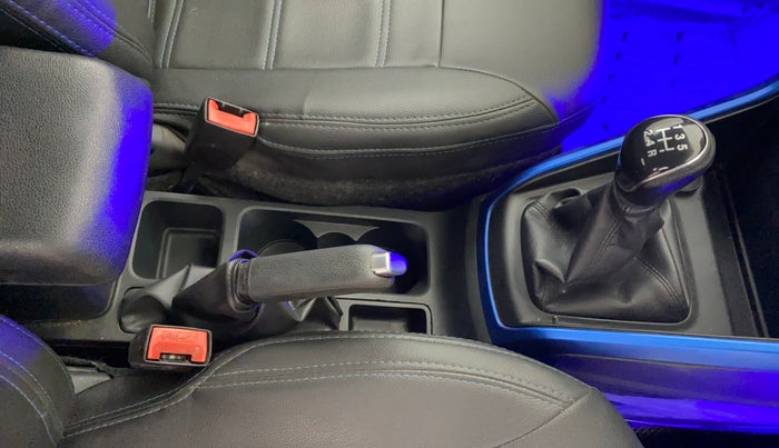 2018 Ford Ecosport TITANIUM 1.5L SIGNATURE EDITION (SUNROOF) DIESEL, Diesel, Manual, 1,29,502 km, Gear Lever