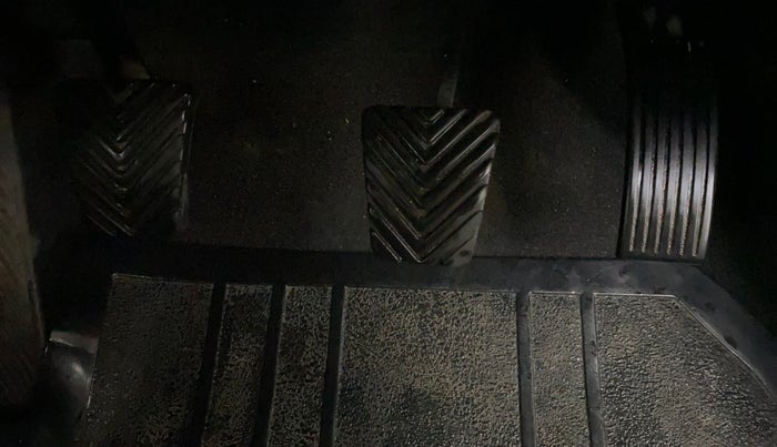 2017 Hyundai Elite i20 MAGNA EXECUTIVE 1.2, Petrol, Manual, 15,823 km, Pedals