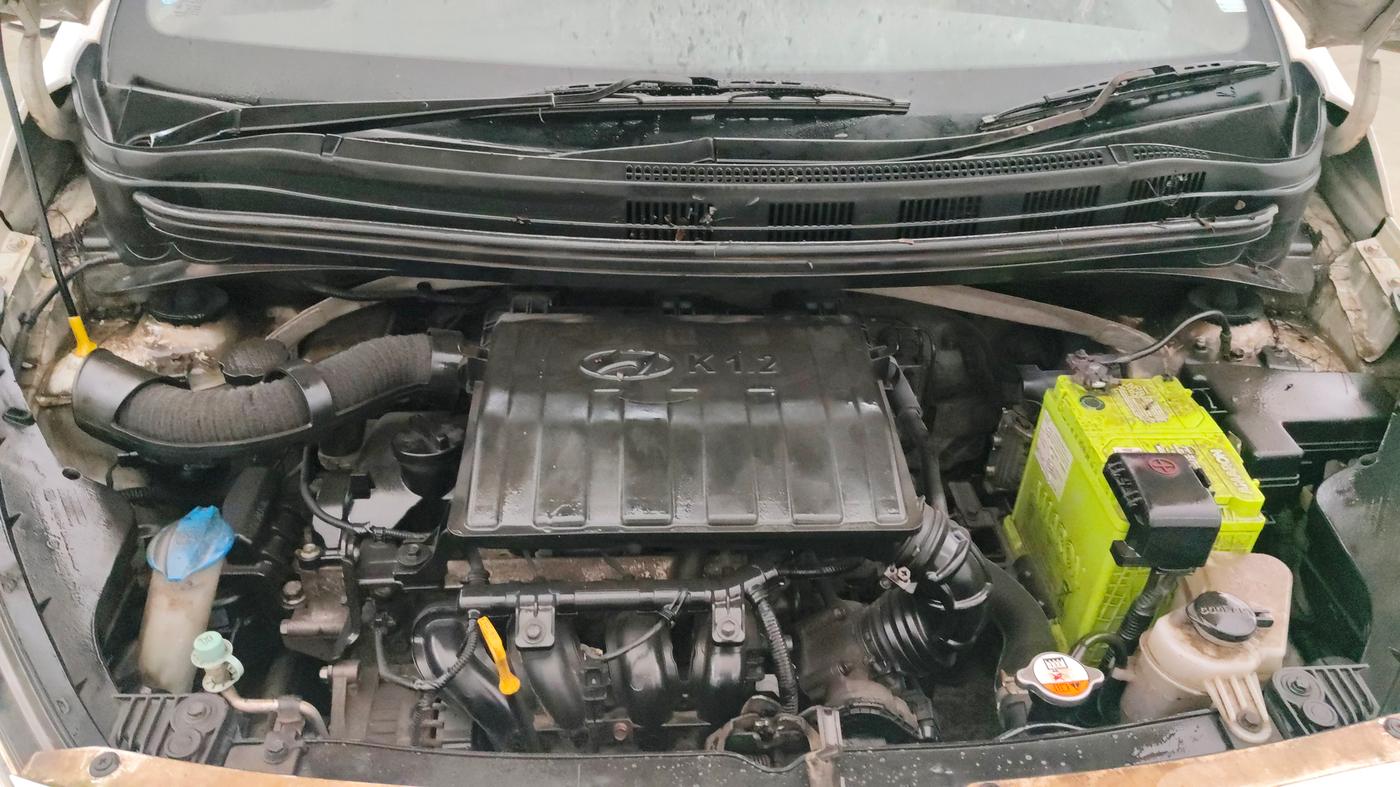 2014 Hyundai Xcent S (O) 1.2, Petrol, Manual, 48,896 km, Engine View