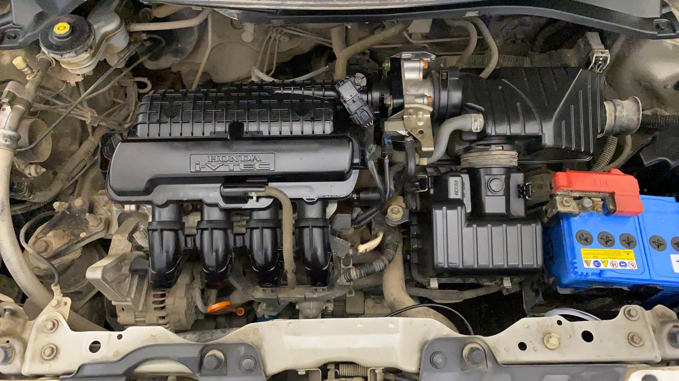 2015 Honda Amaze 1.2L I-VTEC SX, Petrol, Manual, 1,13,436 km, Engine View