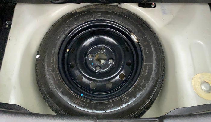 2014 Maruti Swift VXI, Petrol, Manual, 19,335 km, Spare Tyre