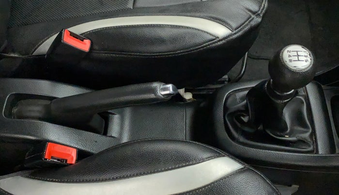 2014 Maruti Swift VXI, Petrol, Manual, 19,335 km, Gear Lever
