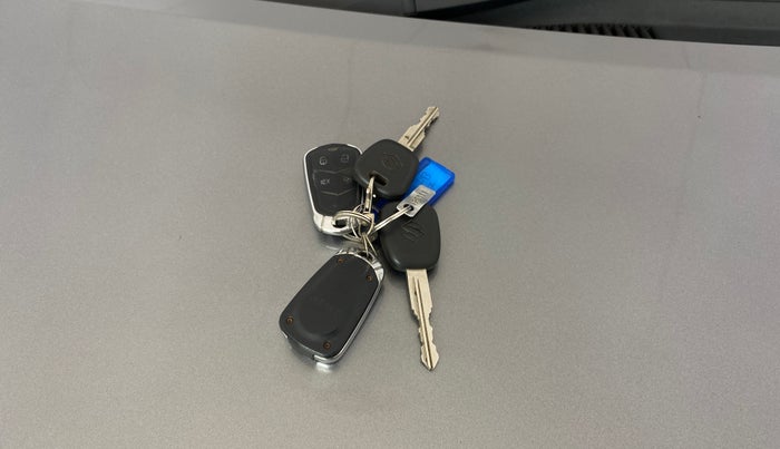 2022 Maruti Celerio VXI CNG, CNG, Manual, 16,772 km, Key Close Up