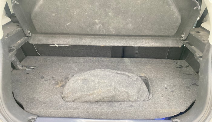 2022 Maruti Celerio VXI CNG, CNG, Manual, 16,772 km, Boot Inside