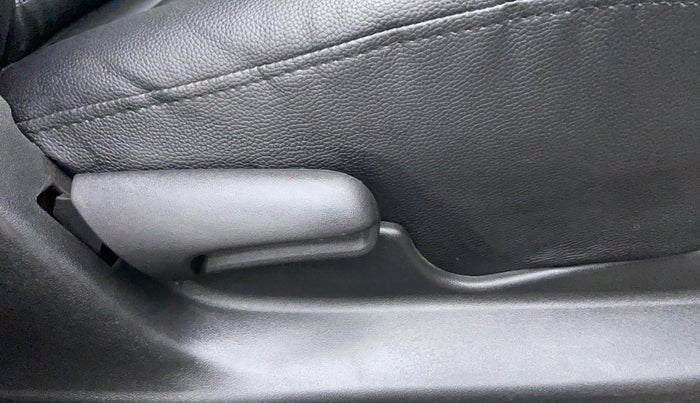 2019 Maruti Vitara Brezza VDI, Diesel, Manual, 27,948 km, Driver Side Adjustment Panel