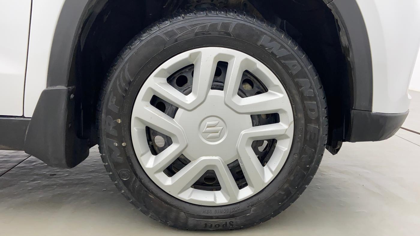 2019 Maruti Vitara Brezza VDI, Diesel, Manual, 27,948 km, Right Front Tyre