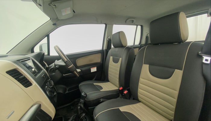 2018 Maruti Wagon R 1.0 LXI CNG (O), CNG, Manual, 42,614 km, Right Side Front Door Cabin