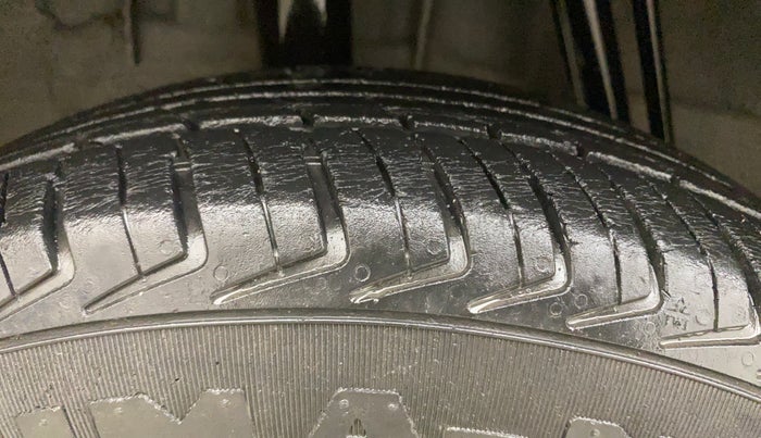 2018 Renault Kwid CLIMBER 1.0, Petrol, Manual, 41,556 km, Right Rear Tyre Tread