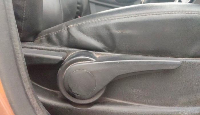 2017 Tata TIGOR XZ (O) PETROL, CNG, Manual, 1,13,119 km, Driver Side Adjustment Panel