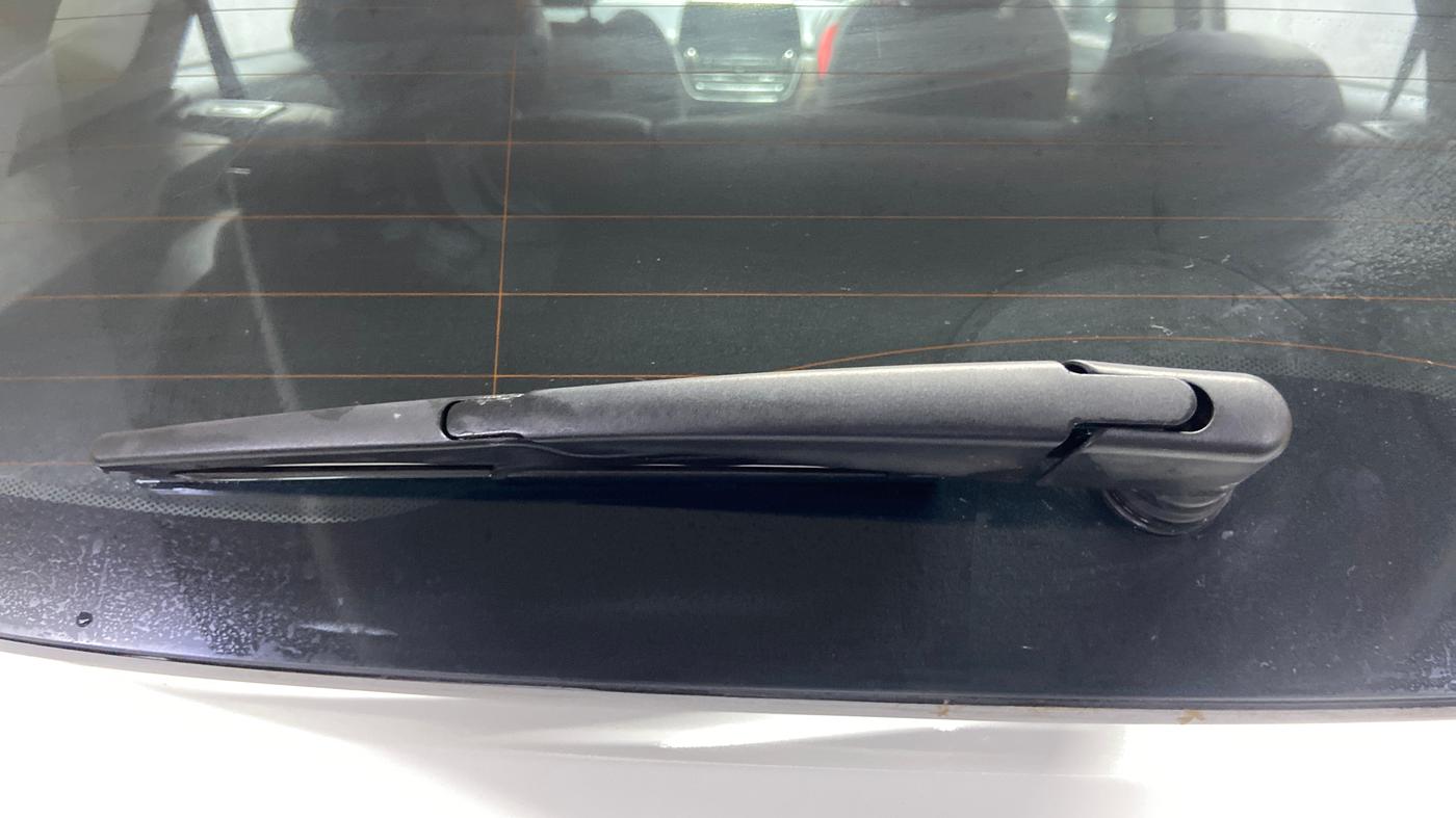 2021 Tata Harrier XZ PLUS 2.0L, Diesel, Manual, 95,264 km, Rear Wiper