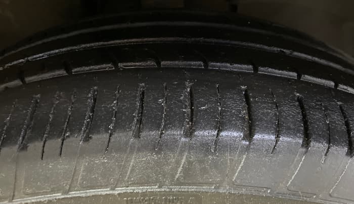 2021 Tata Harrier XZ PLUS 2.0L, Diesel, Manual, 95,264 km, Right Front Tyre Tread