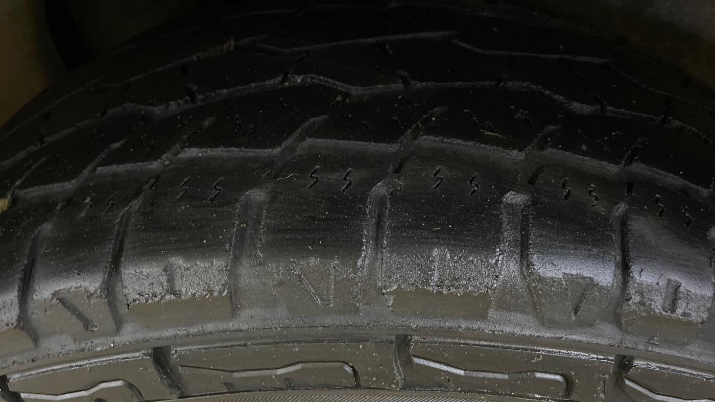2021 Tata Harrier XZ PLUS 2.0L, Diesel, Manual, 95,264 km, Left Rear Tyre Tread