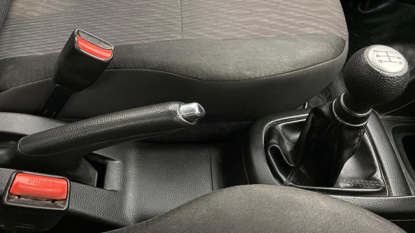 2017 Maruti Swift VXI OPT, Petrol, Manual, 61,467 km, Gear Lever