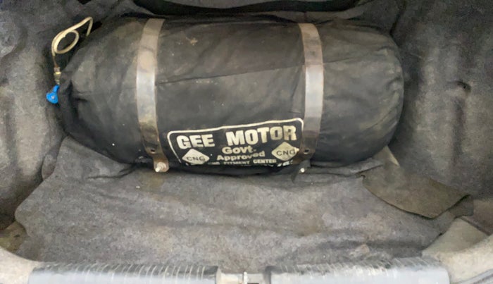 2015 Honda Amaze 1.2L I-VTEC S, CNG, Manual, 90,621 km, Boot Inside