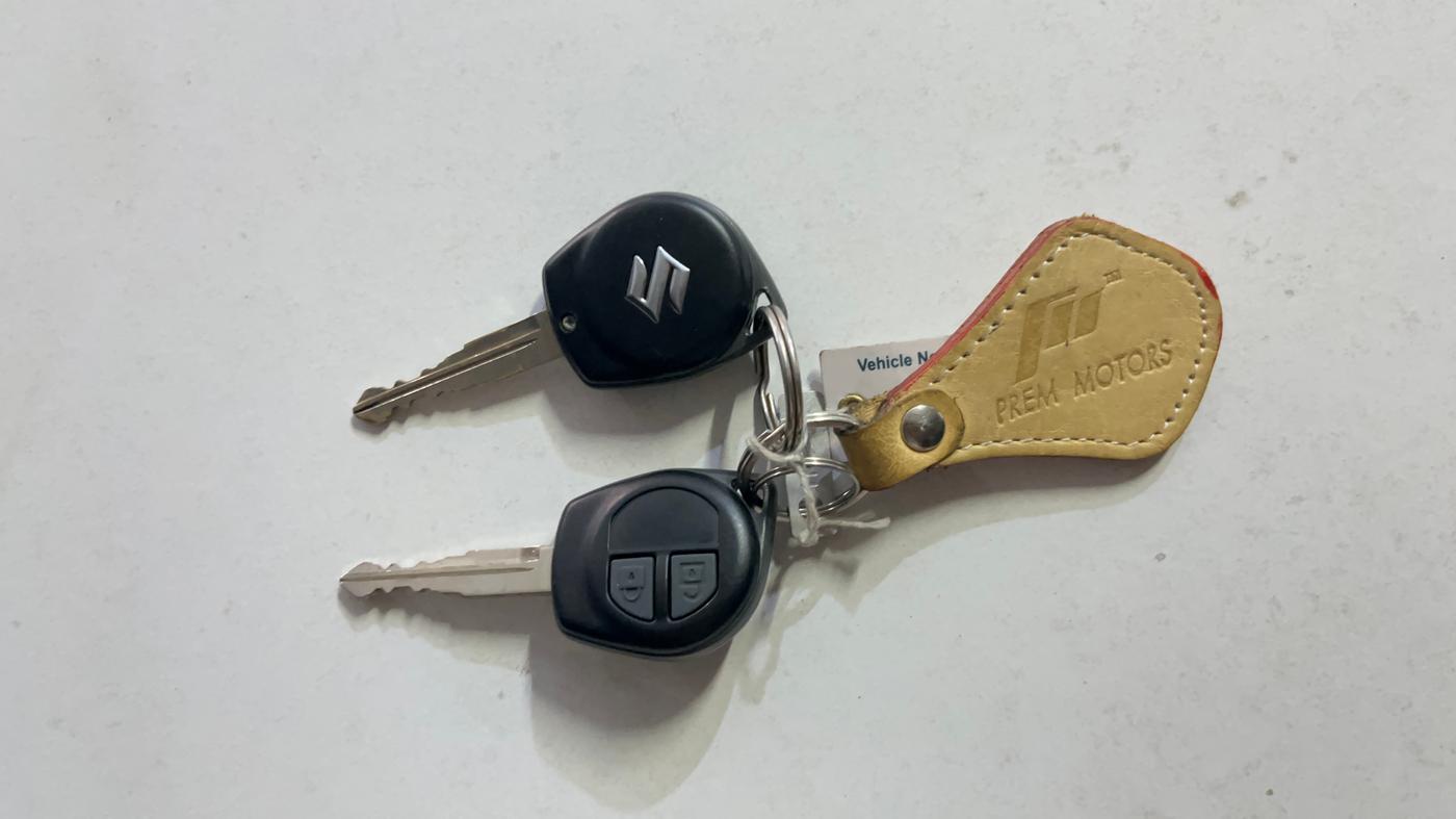 2018 Maruti Wagon R 1.0 VXI AMT, Petrol, Automatic, 12,446 km, Key Close Up