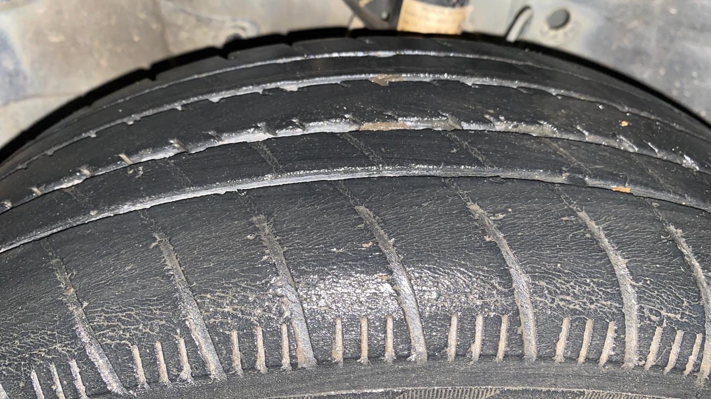 2019 Honda Amaze 1.2L I-VTEC S, Petrol, Manual, 33,054 km, Left Front Tyre Tread
