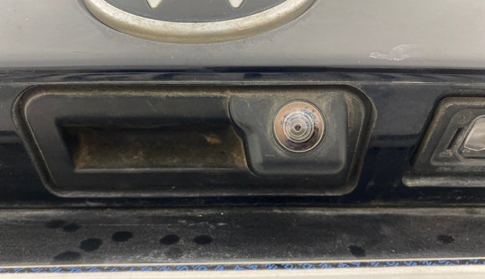 2023 Volkswagen TAIGUN Topline 1.0 TSI MT (Electric Seats), Petrol, Manual, 32,049 km, Parking Camera