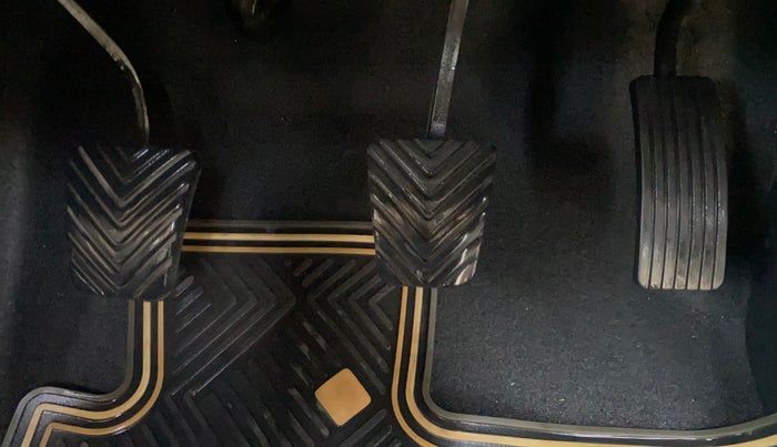 2019 Hyundai Creta E PLUS 1.6 PETROL, Petrol, Manual, 61,822 km, Pedals