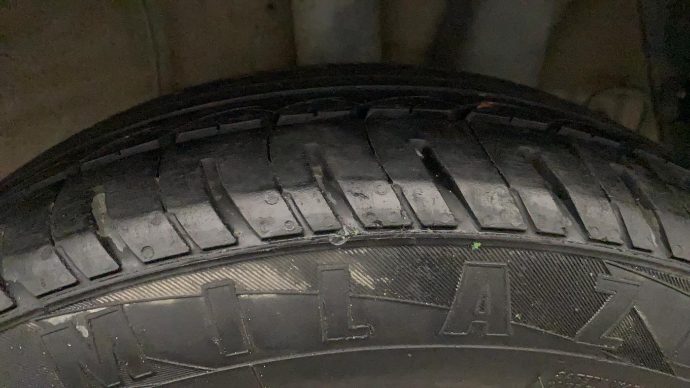 2018 Hyundai Grand i10 ASTA 1.2 KAPPA VTVT, Petrol, Manual, 66,404 km, Left Rear Tyre Tread