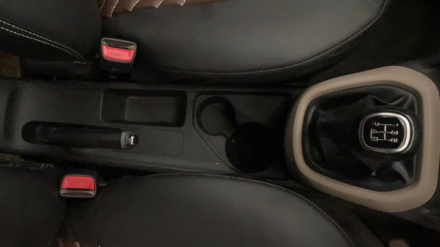 2018 Hyundai Grand i10 ASTA 1.2 KAPPA VTVT, Petrol, Manual, 66,404 km, Gear Lever