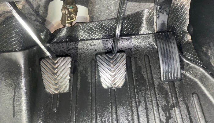 2022 Hyundai NEW I20 SPORTZ 1.2 MT, Petrol, Manual, 29,005 km, Pedals