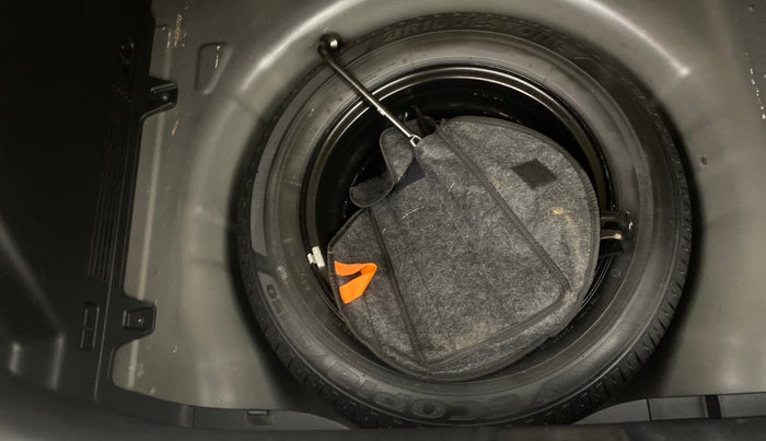 2022 Hyundai NEW I20 SPORTZ 1.2 MT, Petrol, Manual, 29,005 km, Spare Tyre