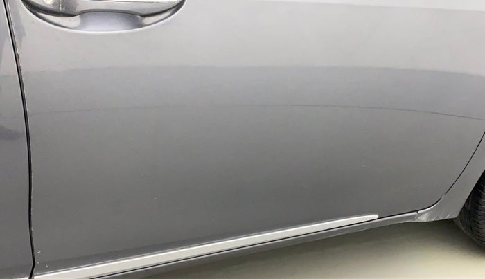 2014 Toyota Corolla Altis G AT PETROL, Petrol, Automatic, 77,470 km, Driver-side door - Minor scratches