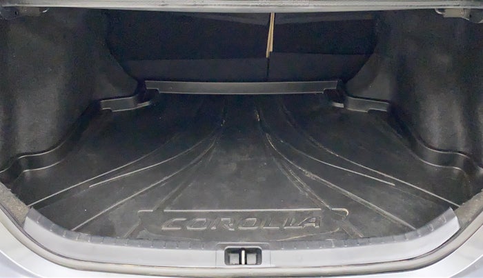 2014 Toyota Corolla Altis G AT PETROL, Petrol, Automatic, 77,470 km, Boot Inside