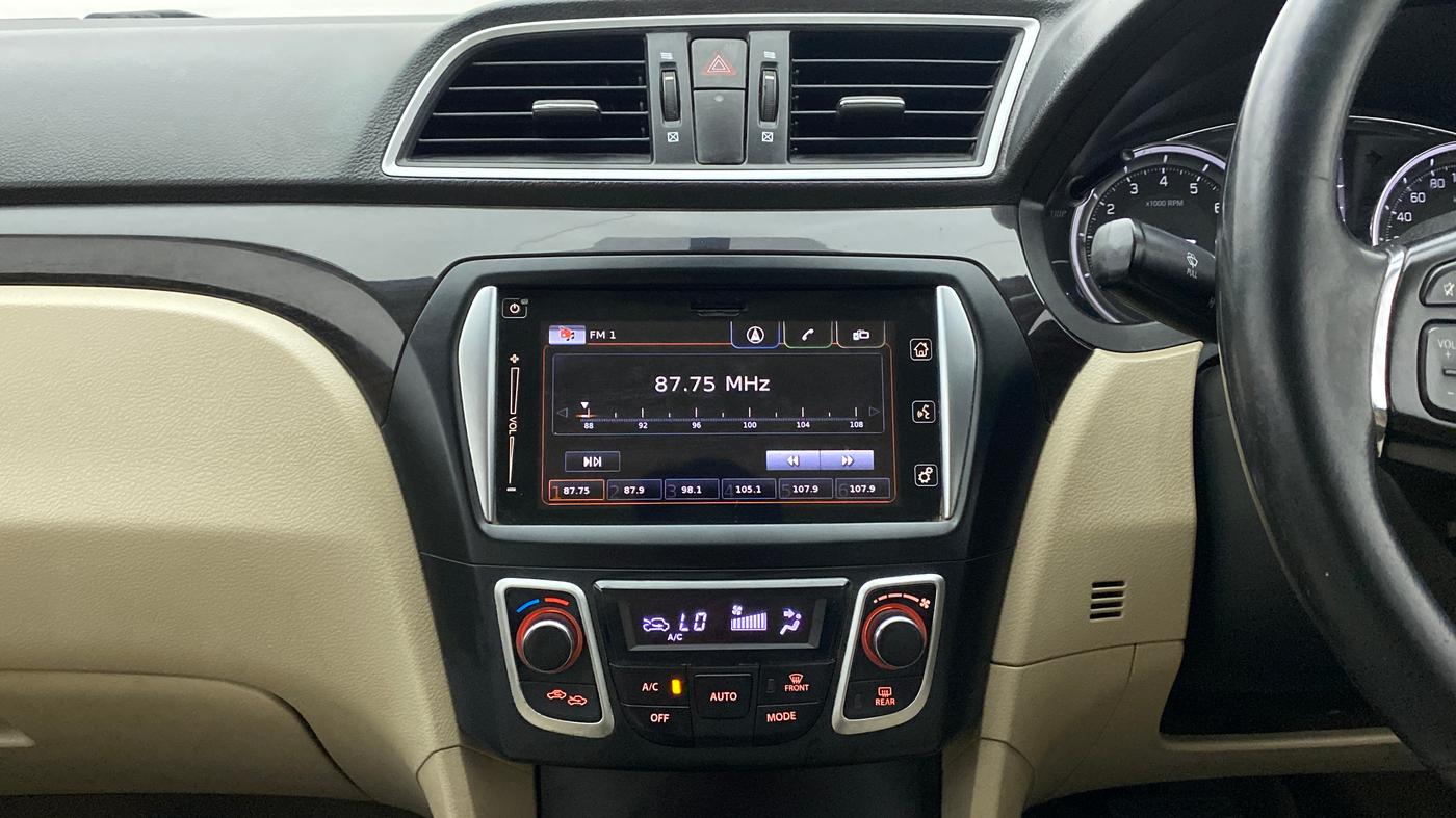 2016 Maruti Ciaz ZXI+ AT, CNG, Automatic, 87,335 km, Air Conditioner
