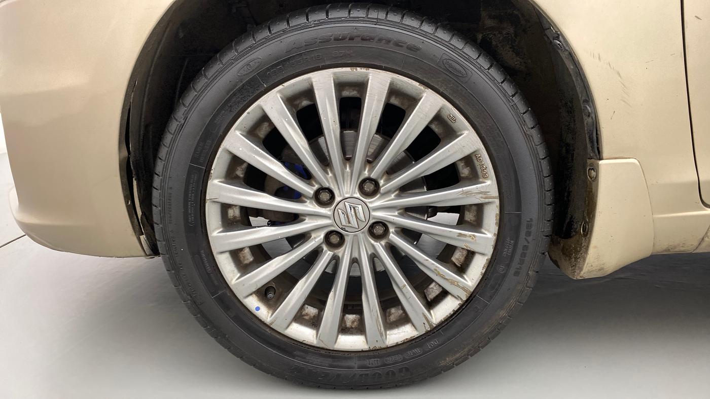 2016 Maruti Ciaz ZXI+ AT, CNG, Automatic, 87,335 km, Left Front Wheel
