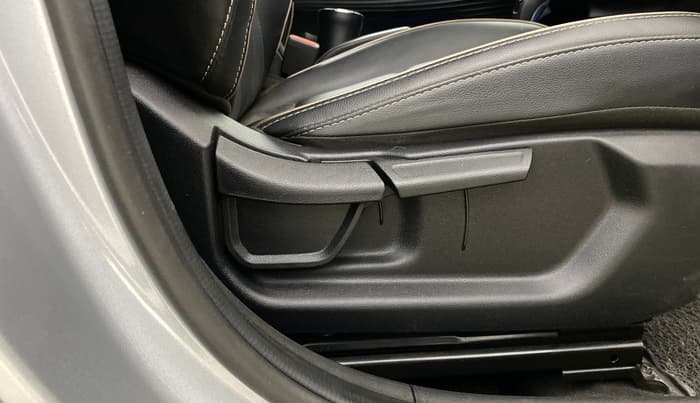 2021 Hyundai NEW I20 ASTA 1.0 GDI TURBO DCT, Petrol, Automatic, 39,208 km, Driver Side Adjustment Panel