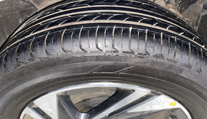2021 Hyundai NEW I20 ASTA 1.0 GDI TURBO DCT, Petrol, Automatic, 39,208 km, Left Rear Tyre Tread