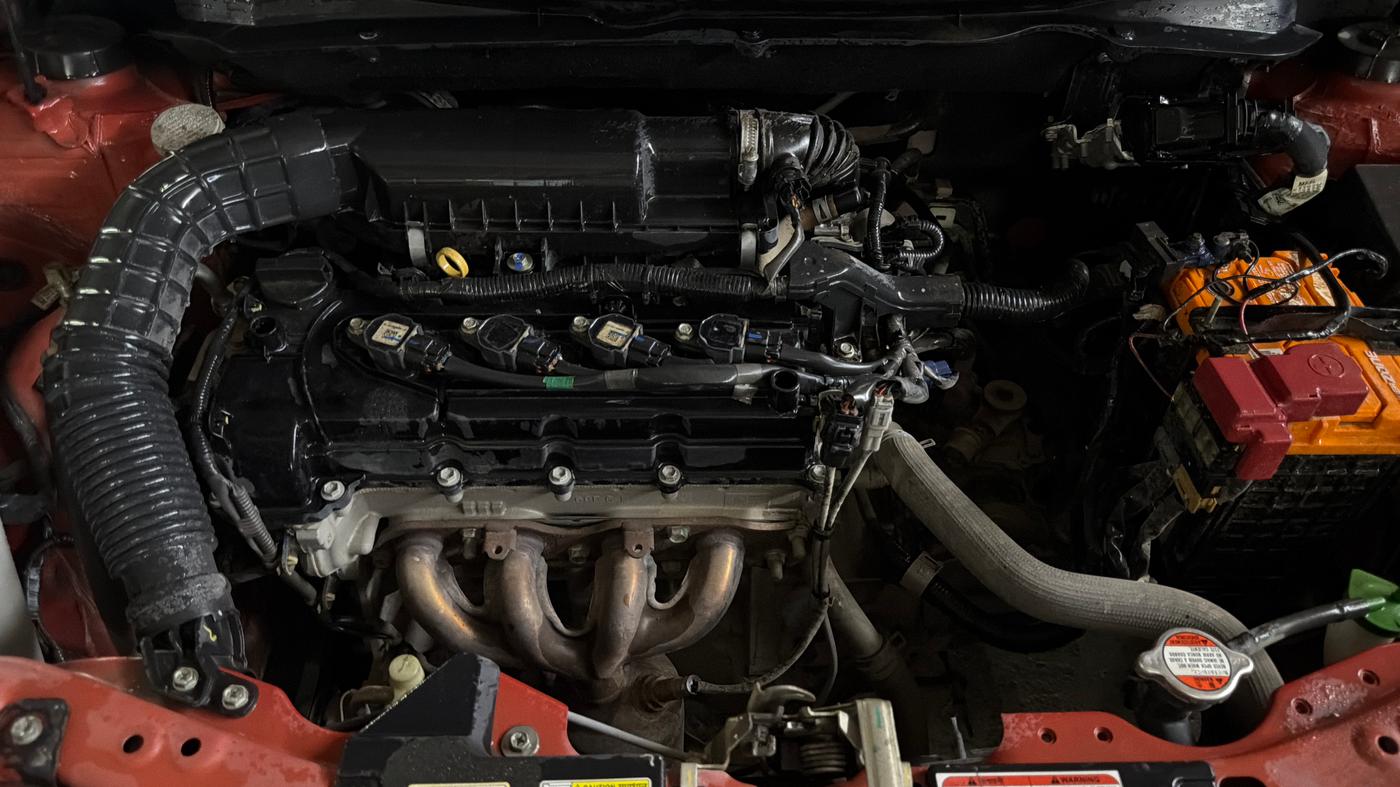 2020 Maruti Swift LXI, Petrol, Manual, 32,975 km, Engine View