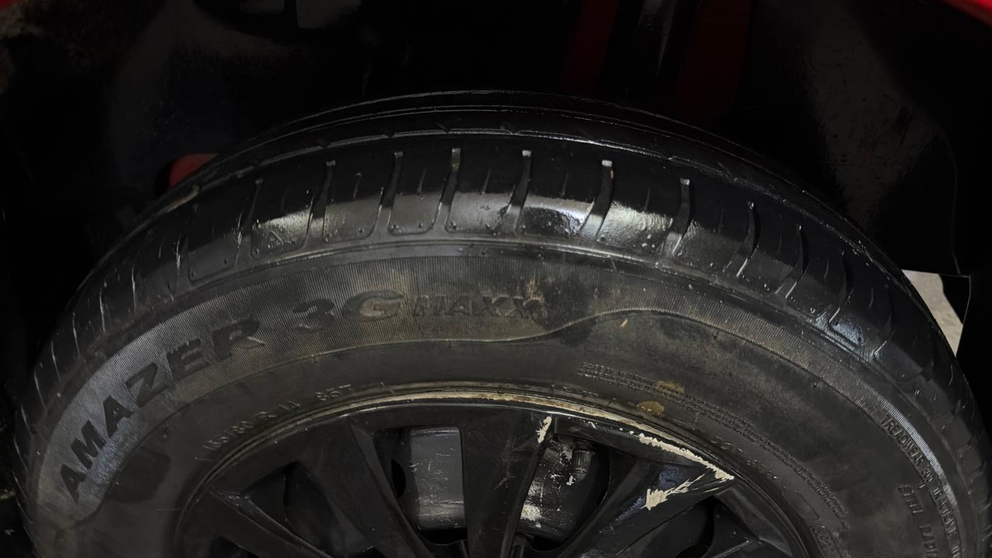 2020 Maruti Swift LXI, Petrol, Manual, 32,975 km, Left Rear Tyre Tread