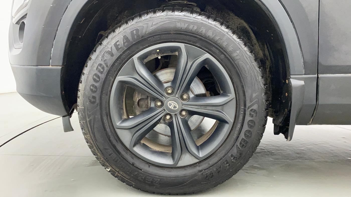 2019 Tata Harrier XZ DARK EDITION, Diesel, Manual, 56,115 km, Left Front Wheel