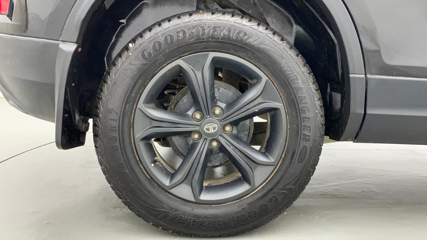 2019 Tata Harrier XZ DARK EDITION, Diesel, Manual, 56,115 km, Right Rear Wheel