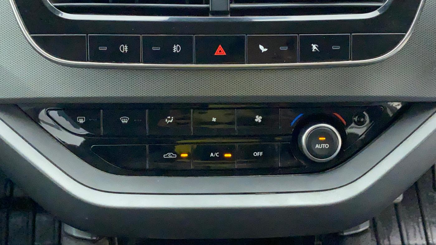 2019 Tata Harrier XZ DARK EDITION, Diesel, Manual, 56,115 km, Automatic Climate Control