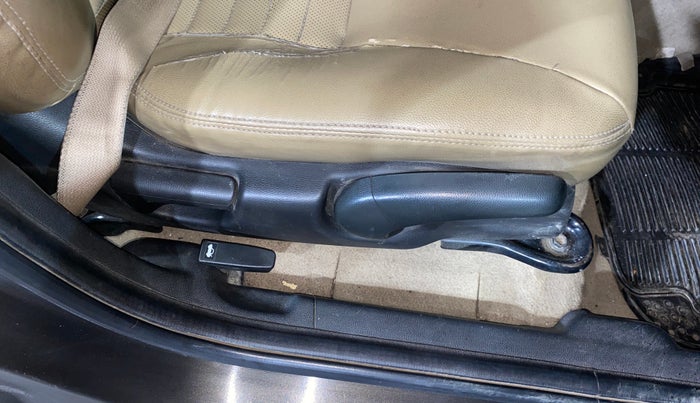 2015 Honda City 1.5L I-VTEC SV, Petrol, Manual, 62,341 km, Driver Side Adjustment Panel