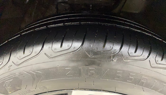 2023 MG ASTOR SAVVY 1.3 TURBO AT S RED, Petrol, Automatic, 26,423 km, Right Front Tyre Tread