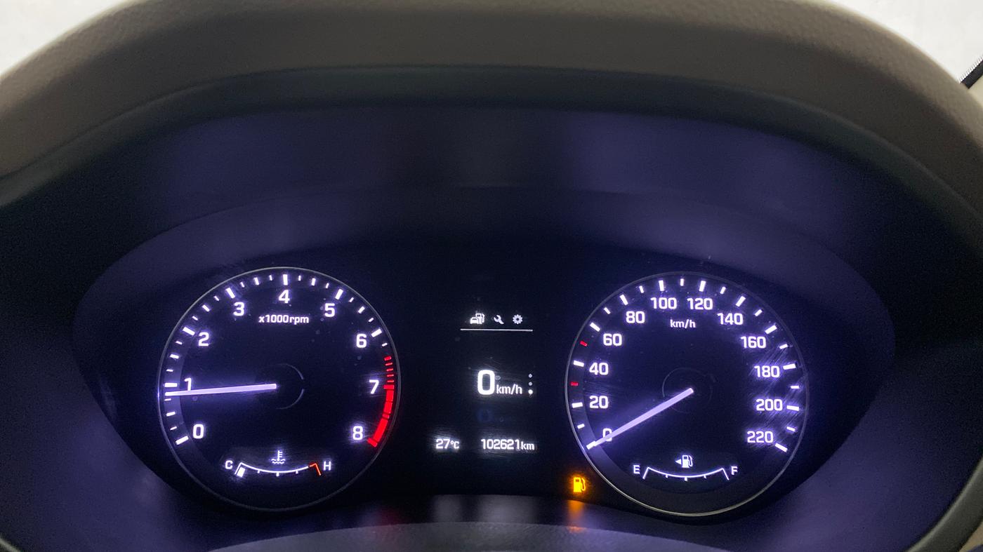 2016 Hyundai Elite i20 ASTA 1.2, Petrol, Manual, 1,02,612 km, Odometer Image
