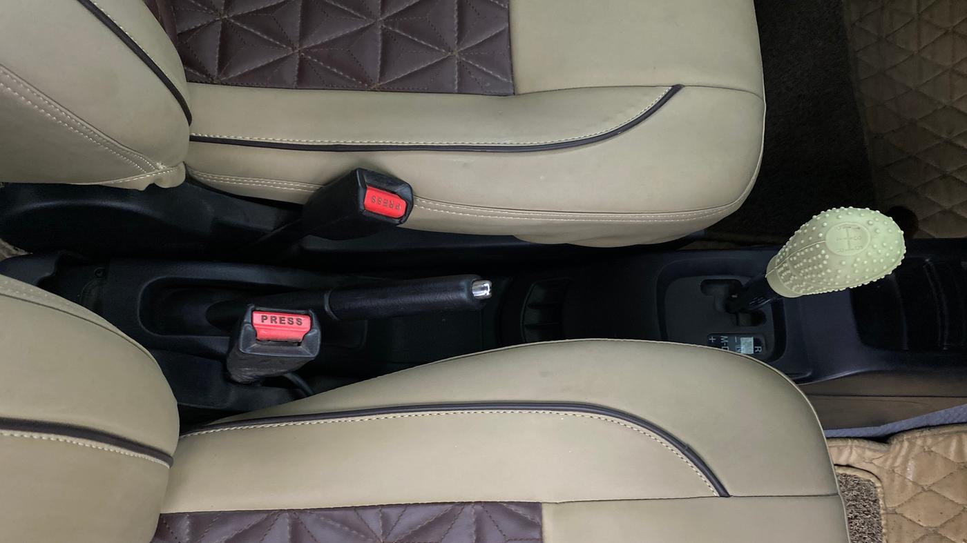 2018 Maruti Wagon R 1.0 VXI AMT, Petrol, Automatic, 56,776 km, Gear Lever