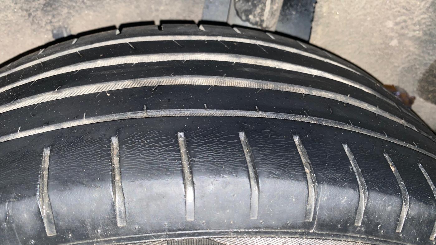 2020 Toyota Glanza G, Petrol, Manual, 62,821 km, Left Rear Tyre Tread