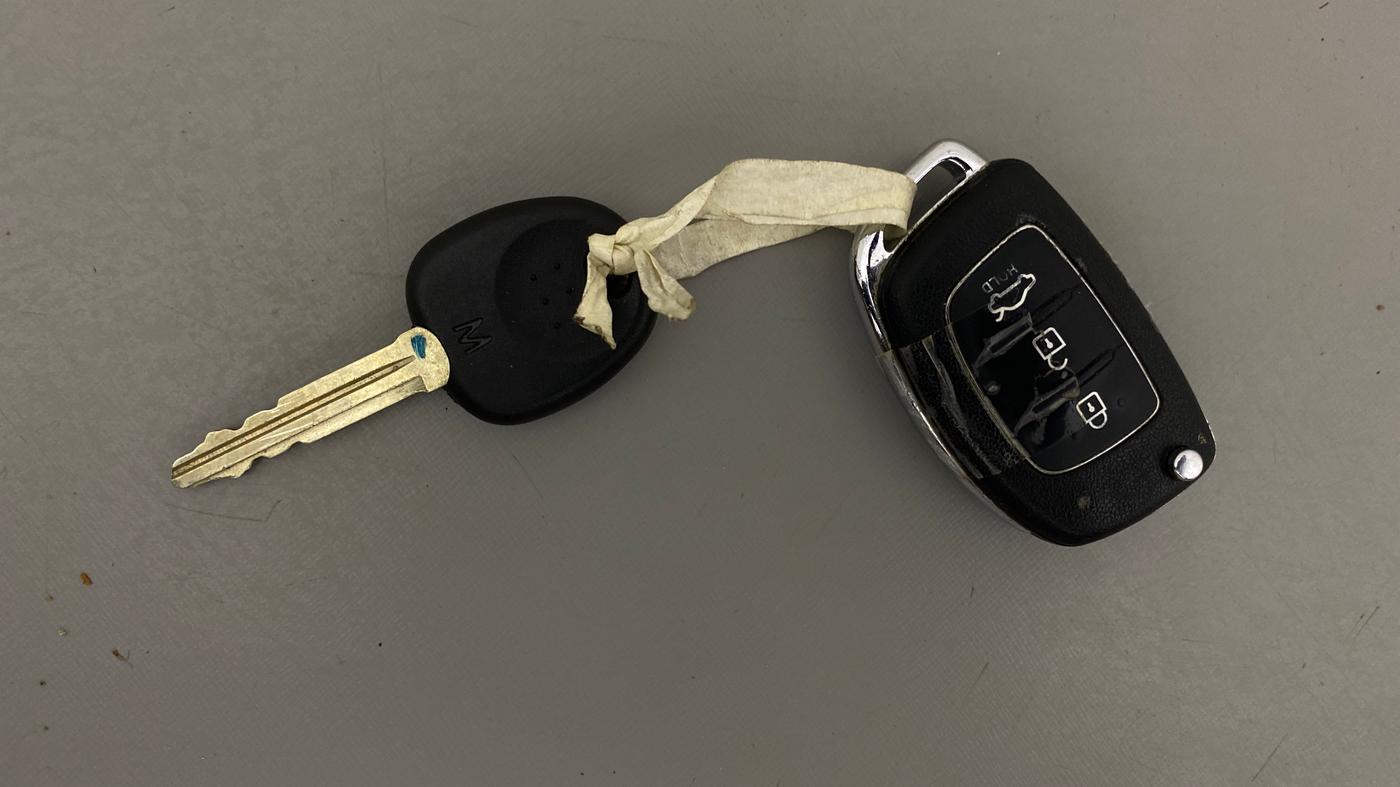 2017 Hyundai Xcent S 1.2, Petrol, Manual, 59,115 km, Key Close Up