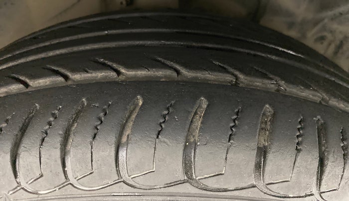 2020 Ford Ecosport 1.5 TITANIUM PLUS TI VCT AT, Petrol, Automatic, 25,769 km, Right Front Tyre Tread