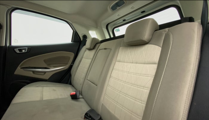 2020 Ford Ecosport 1.5 TITANIUM PLUS TI VCT AT, Petrol, Automatic, 25,769 km, Right Side Rear Door Cabin