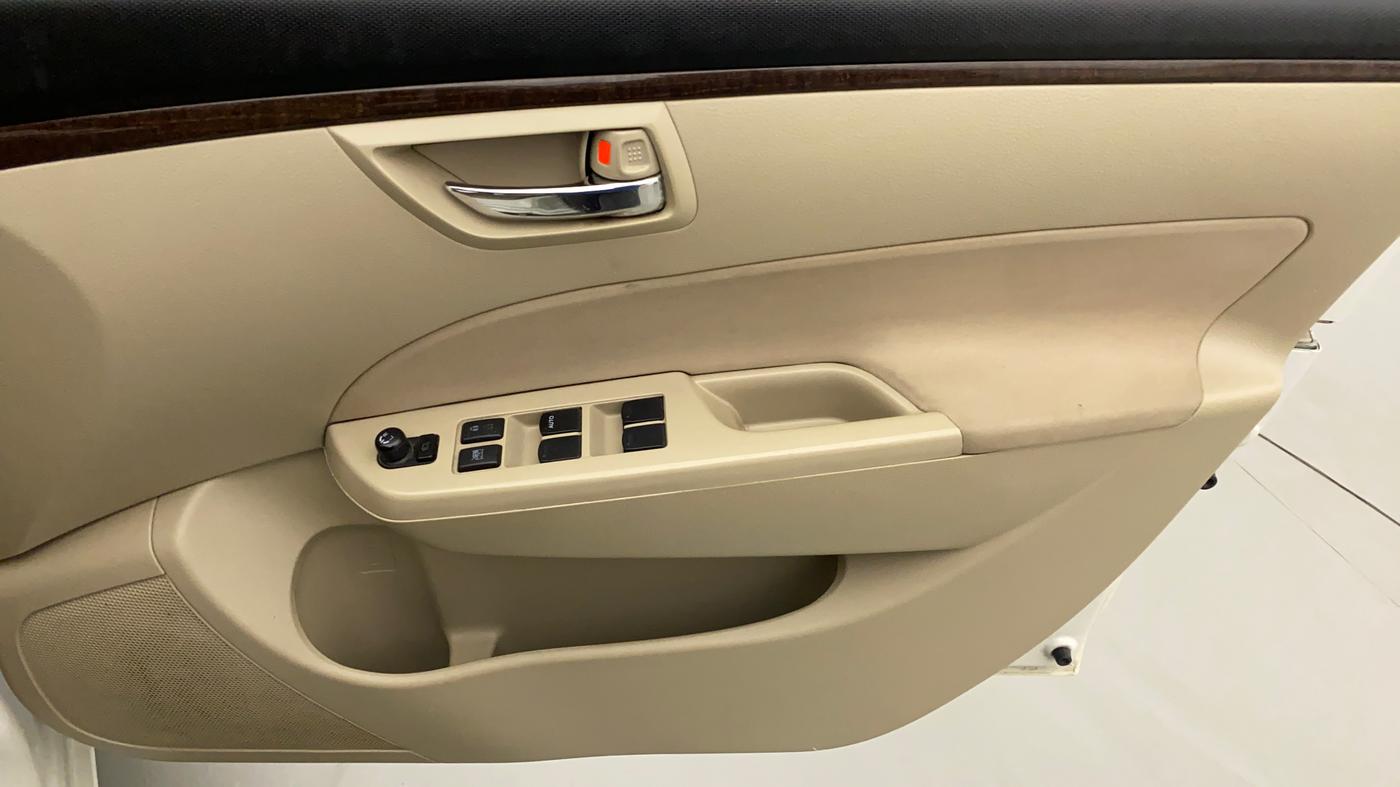 2016 Maruti Swift Dzire VXI AT, Petrol, Automatic, 39,700 km, Driver Side Door Panels Control
