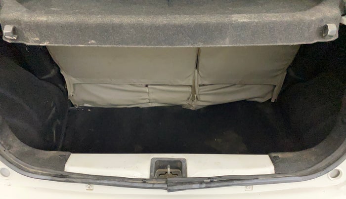 2020 Maruti New Wagon-R ZXI 1.2 AMT, Petrol, Automatic, 48,732 km, Boot Inside