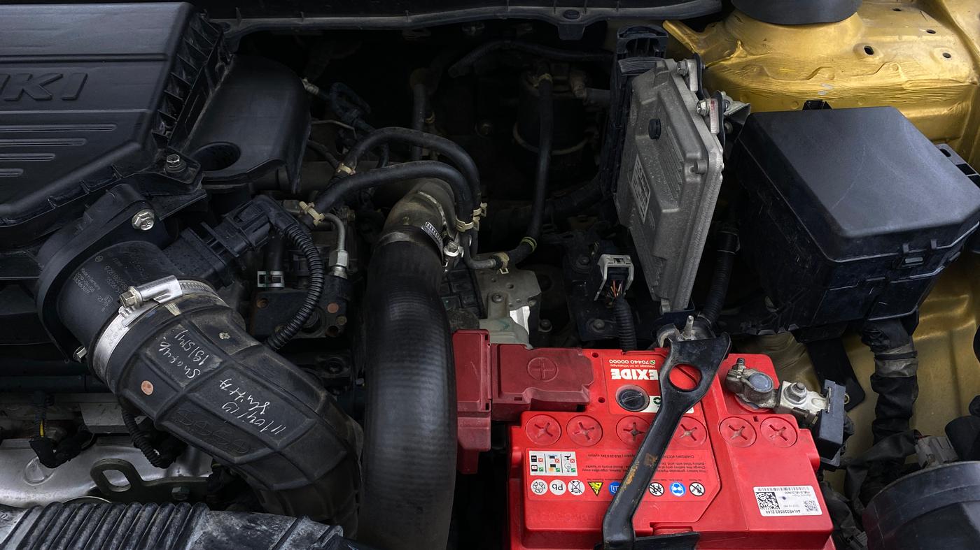 2019 Maruti Vitara Brezza ZDI AMT, Diesel, Automatic, 1,40,577 km, Engine View - Left