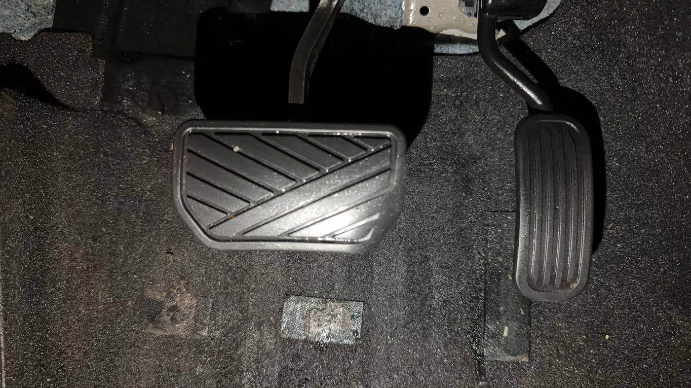 2023 Maruti Grand Vitara ZETA PLUS  HYBRID ECVT, Hybrid, Automatic, 75,590 km, Pedals